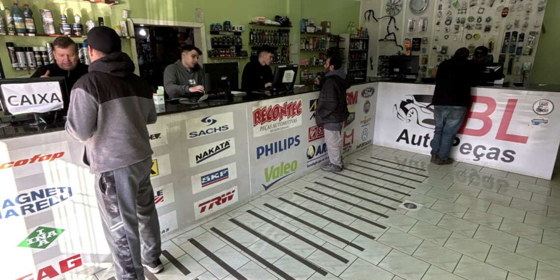 Mostruário de autopeças 1